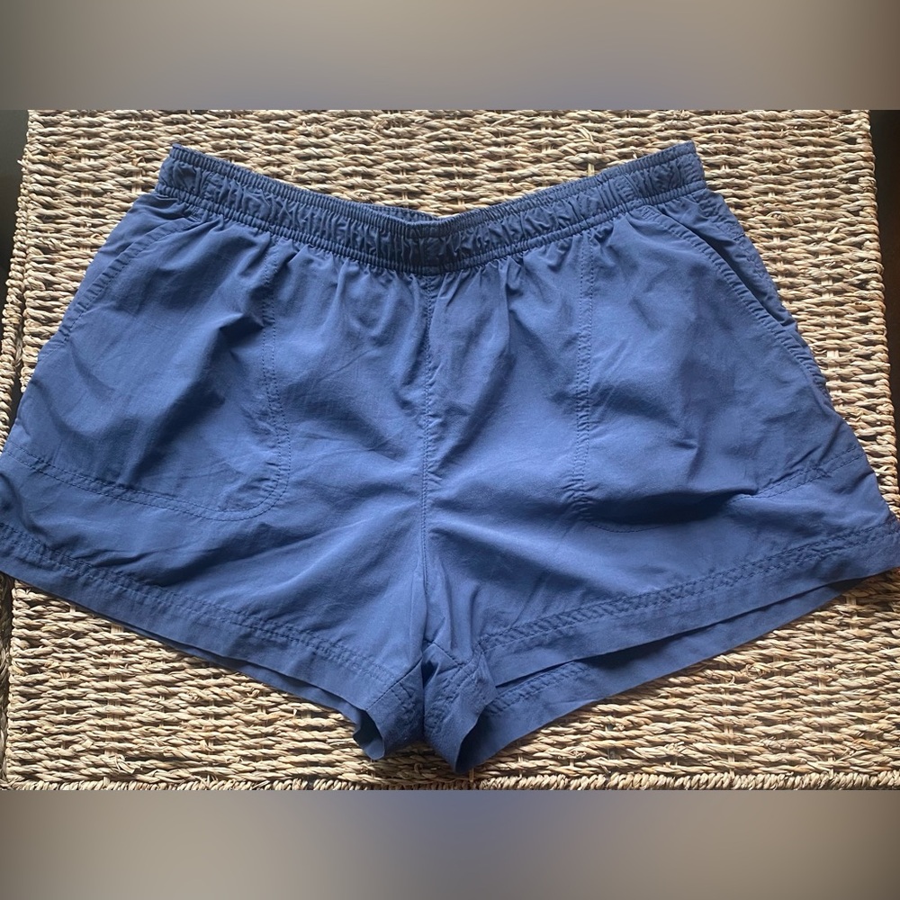 Columbia Women’s Sandy River Shorts Size M 3”L